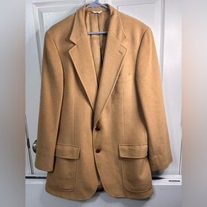 VTG marsh’s Blazer/jacket 32R 100% Camel Hair. Union made USA. Leather buttons
